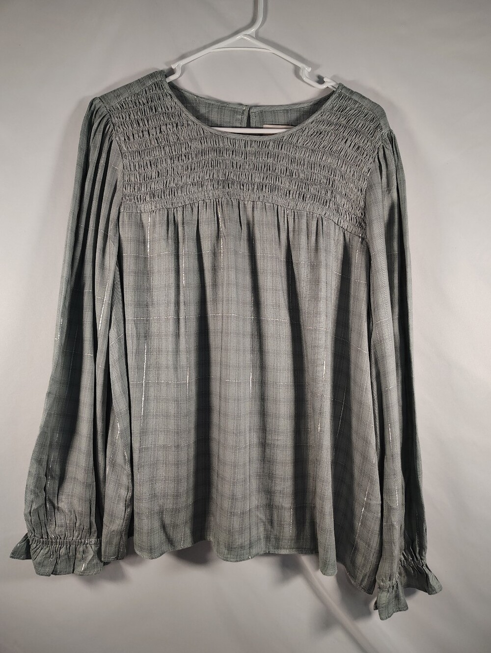 LOFT Women's XLLong-Sleeve Smocked Yoke Top in Sage Green